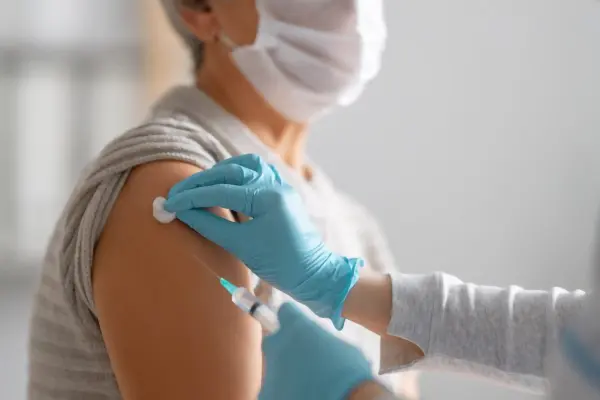 Image for article titled COVID-19 Spring Booster Clinics